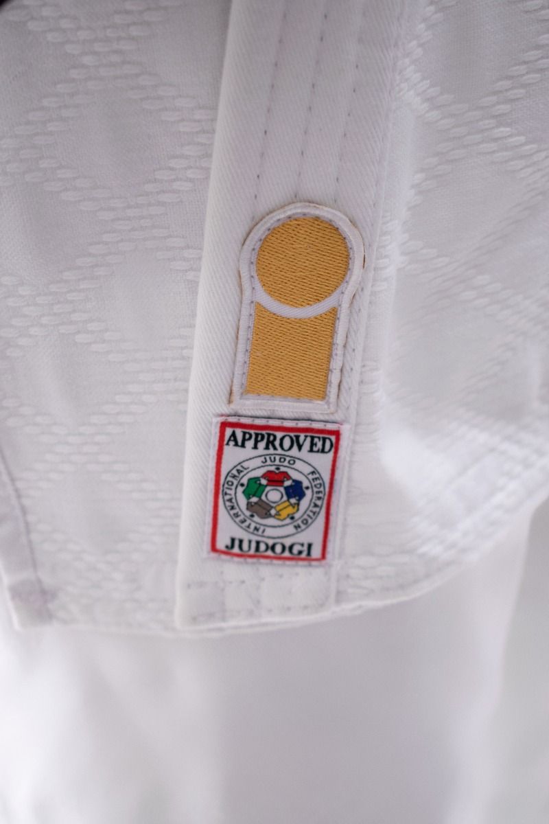 Essimo IJF Gold Regular valkoinen judopuku
